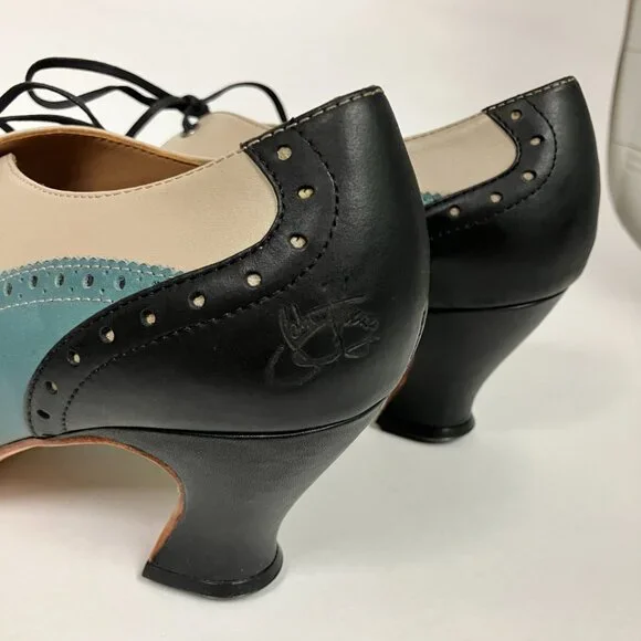 *NEVER WORN* Fluevog 2016 Wonder LYRA Mary Janes, Gray/Blue/Black, Size 9 (TTS). - Picture 7 of 16